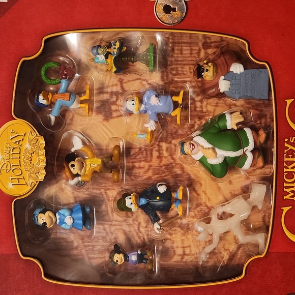 Memory Lane Disney Holiday Mickey's Christmas Carol figurines. - Picture 2 of 6